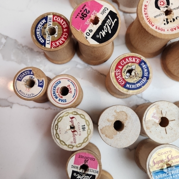 VINTAGE Wooden Spools - Picture 7 of 8
